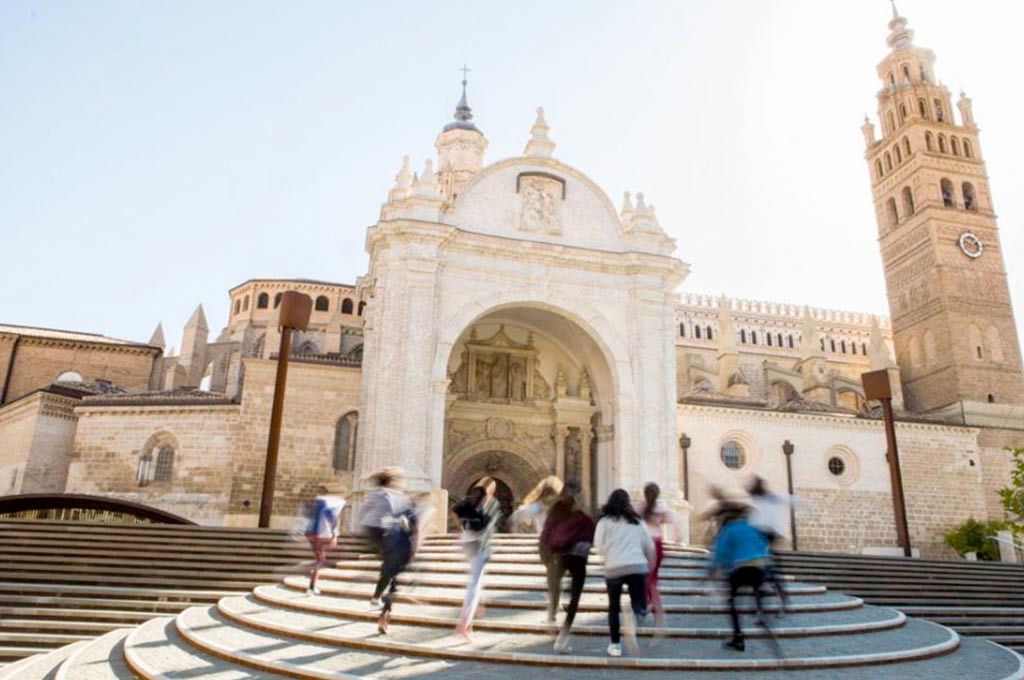 Más allá de la ciudad: excursiones de un día desde Zaragoza
